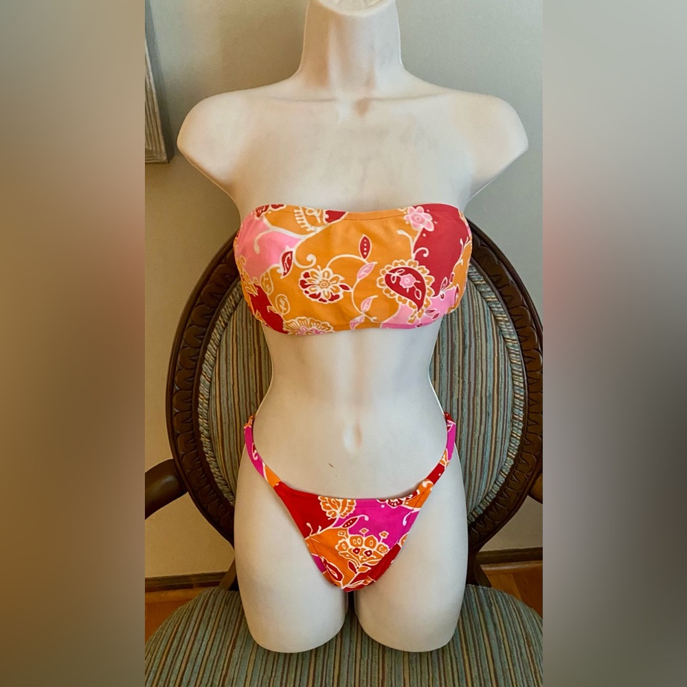 Vintage Rare Victoria's Secret Vibrant Pink and Orange Bandeau Bikini